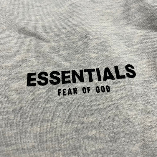 Short Essentials SS22 M