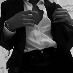 Crosstail Bracelet With Logo Tag