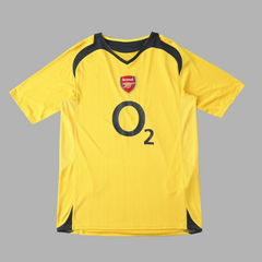 05-06 Season Arsenal Away Retro Fan Shirt