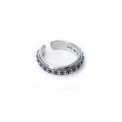 CH Plus Pyramid Open Band Ring