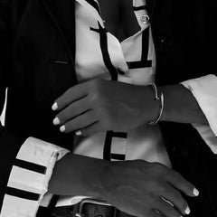 Crossball Nail Bangle