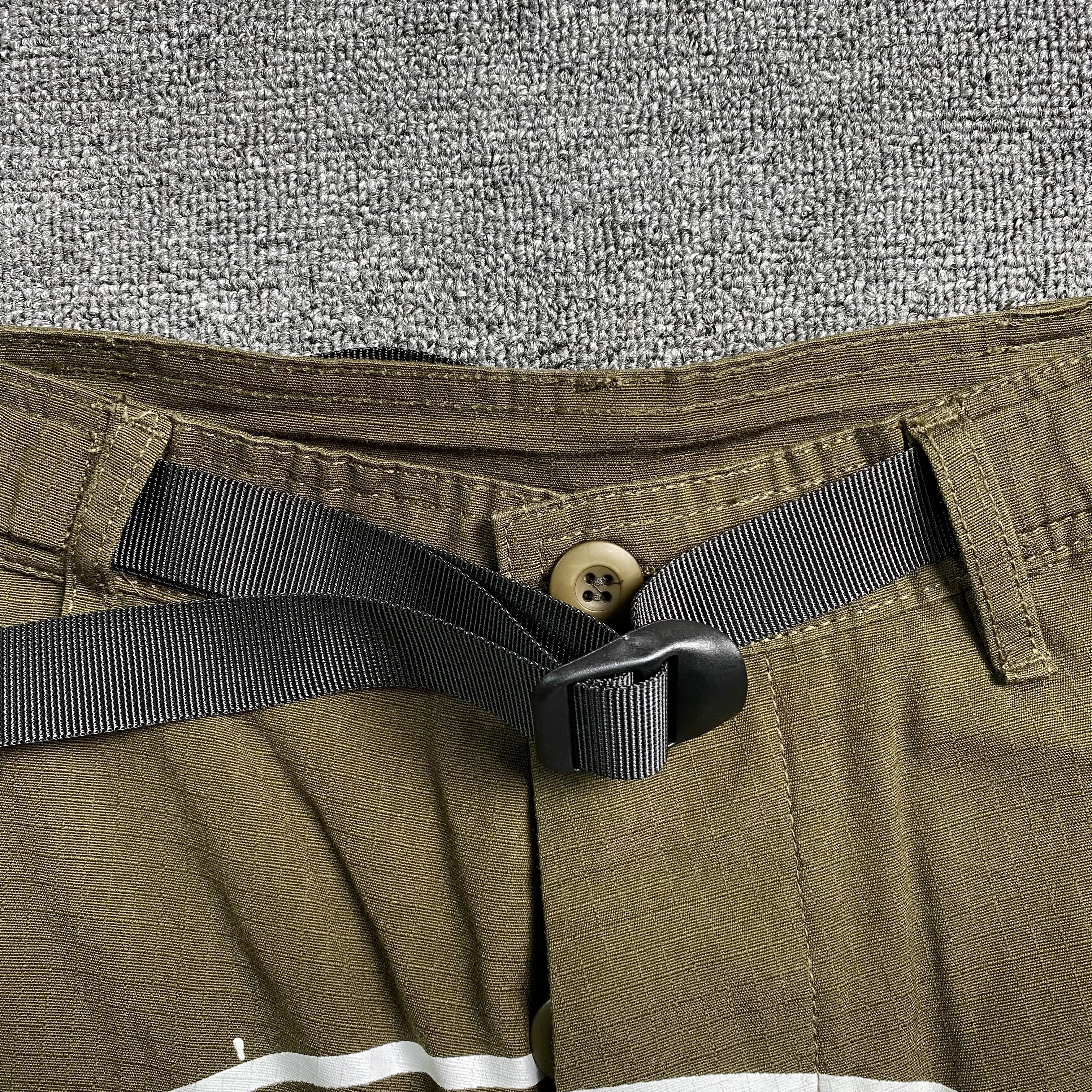 Corteiz Alcatraz Cargo Shorts Brown