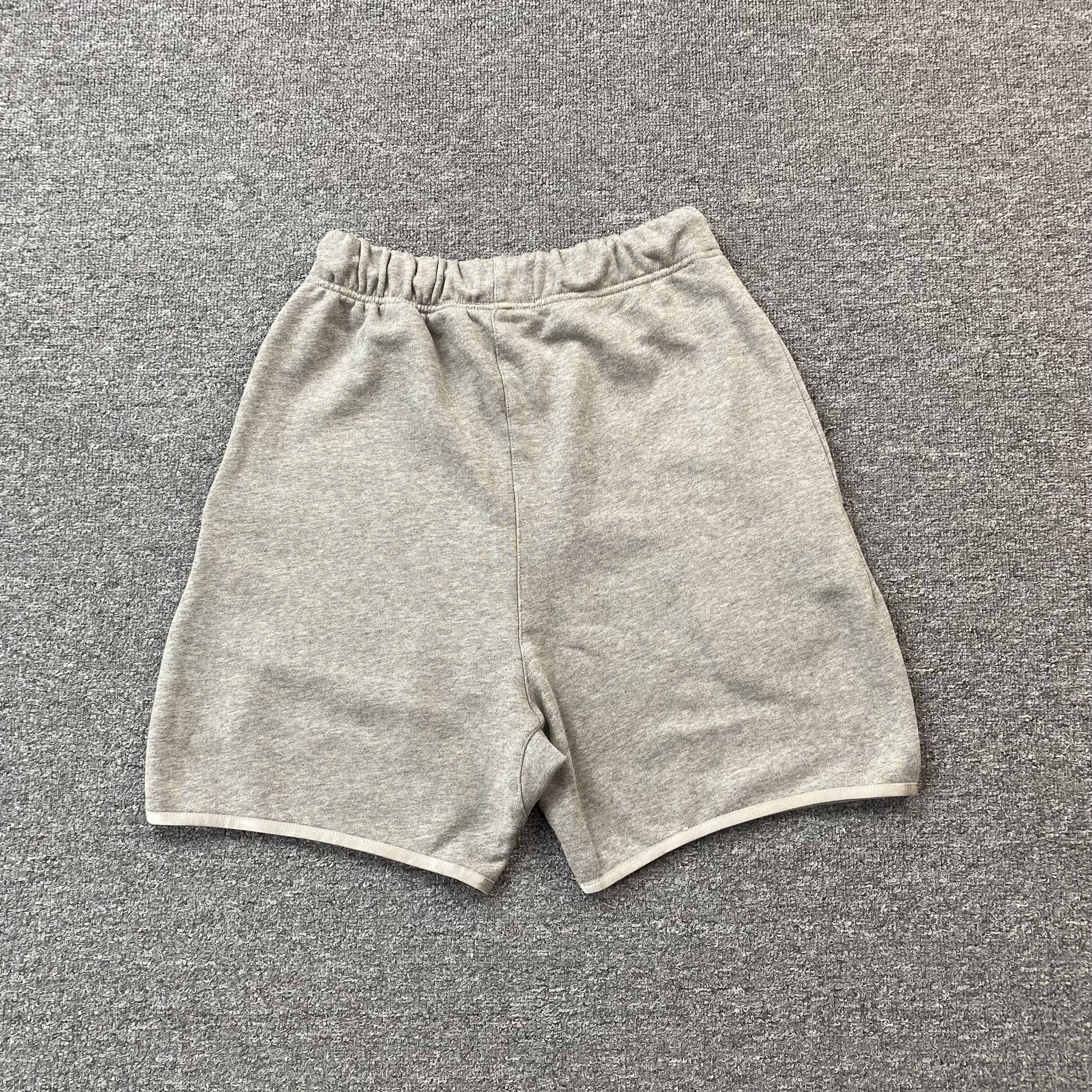 Fear of God Essentials Shorts Grey