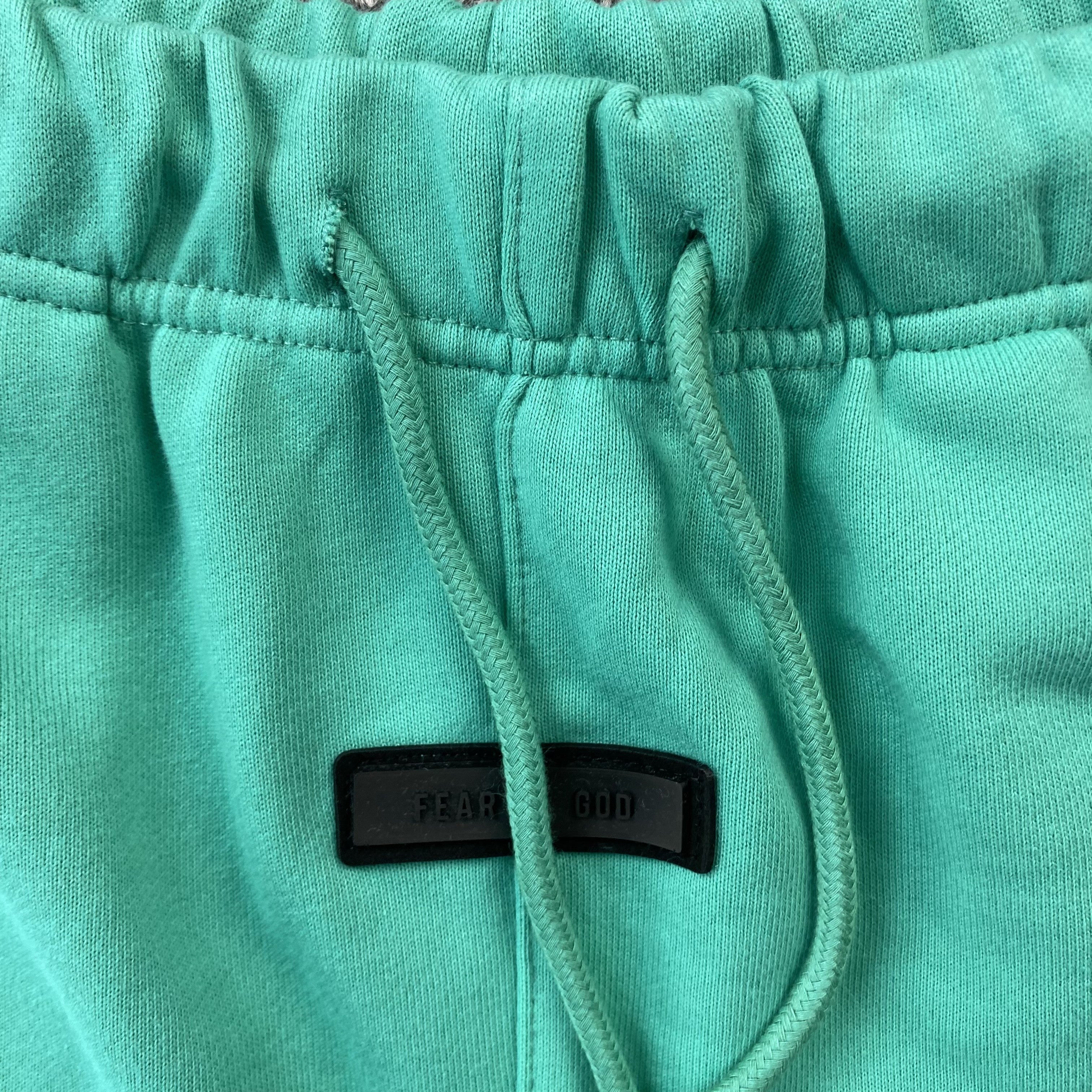 Fear of God Essentials Shorts Mint Leaf