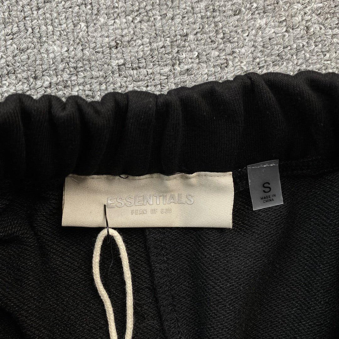 Fear of God Essentials Shorts Off Black