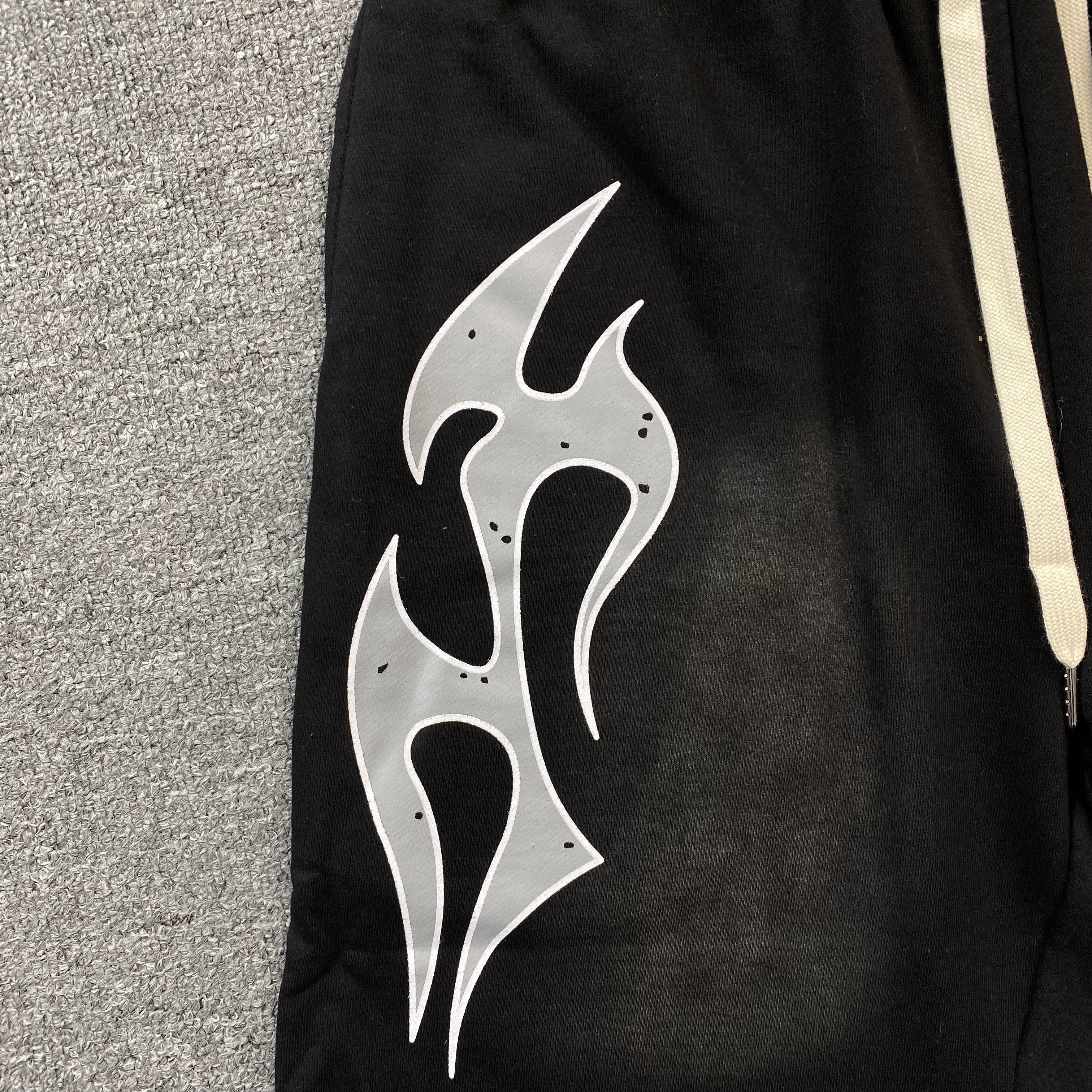 Hellstar Flame Shorts Black