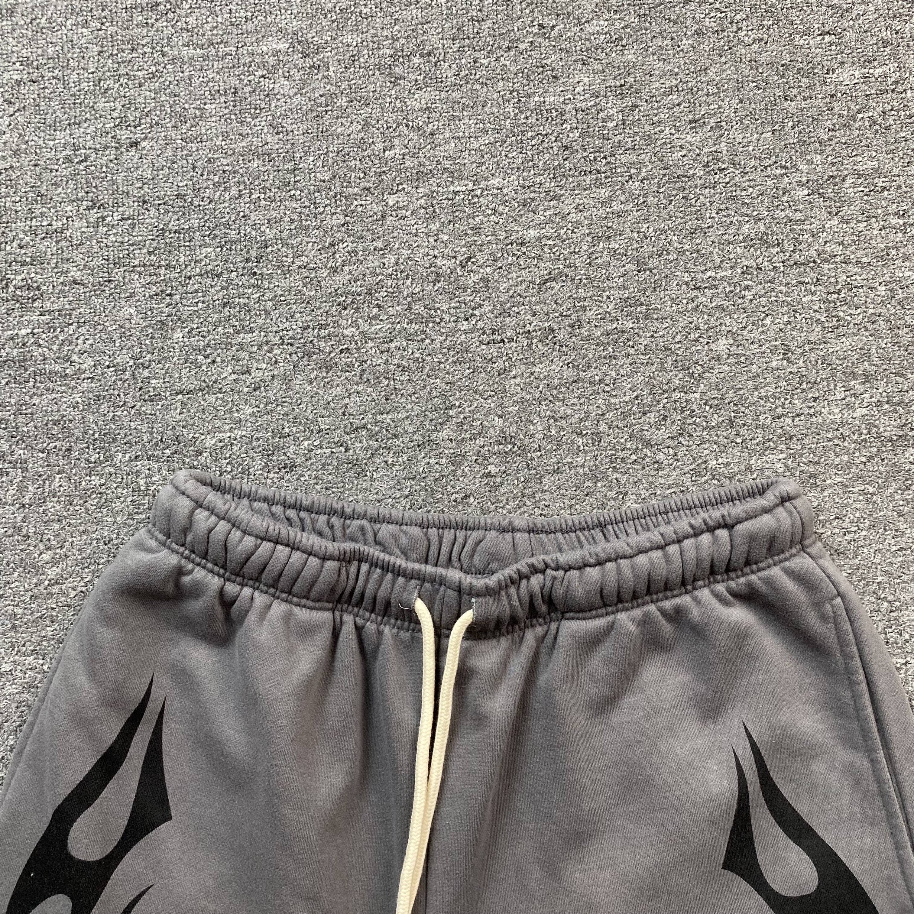Hellstar Flame Shorts Grey