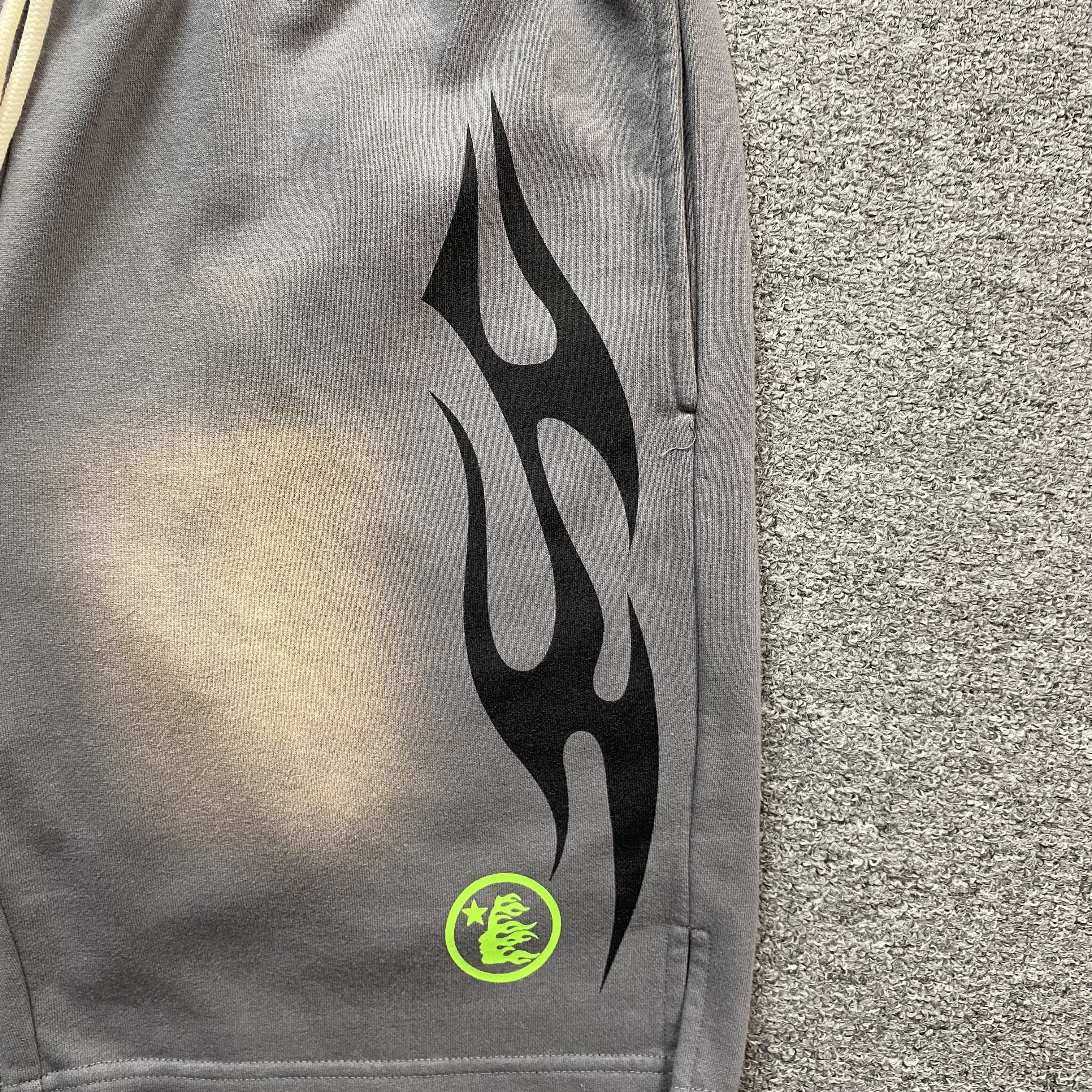 Hellstar Flame Shorts Grey