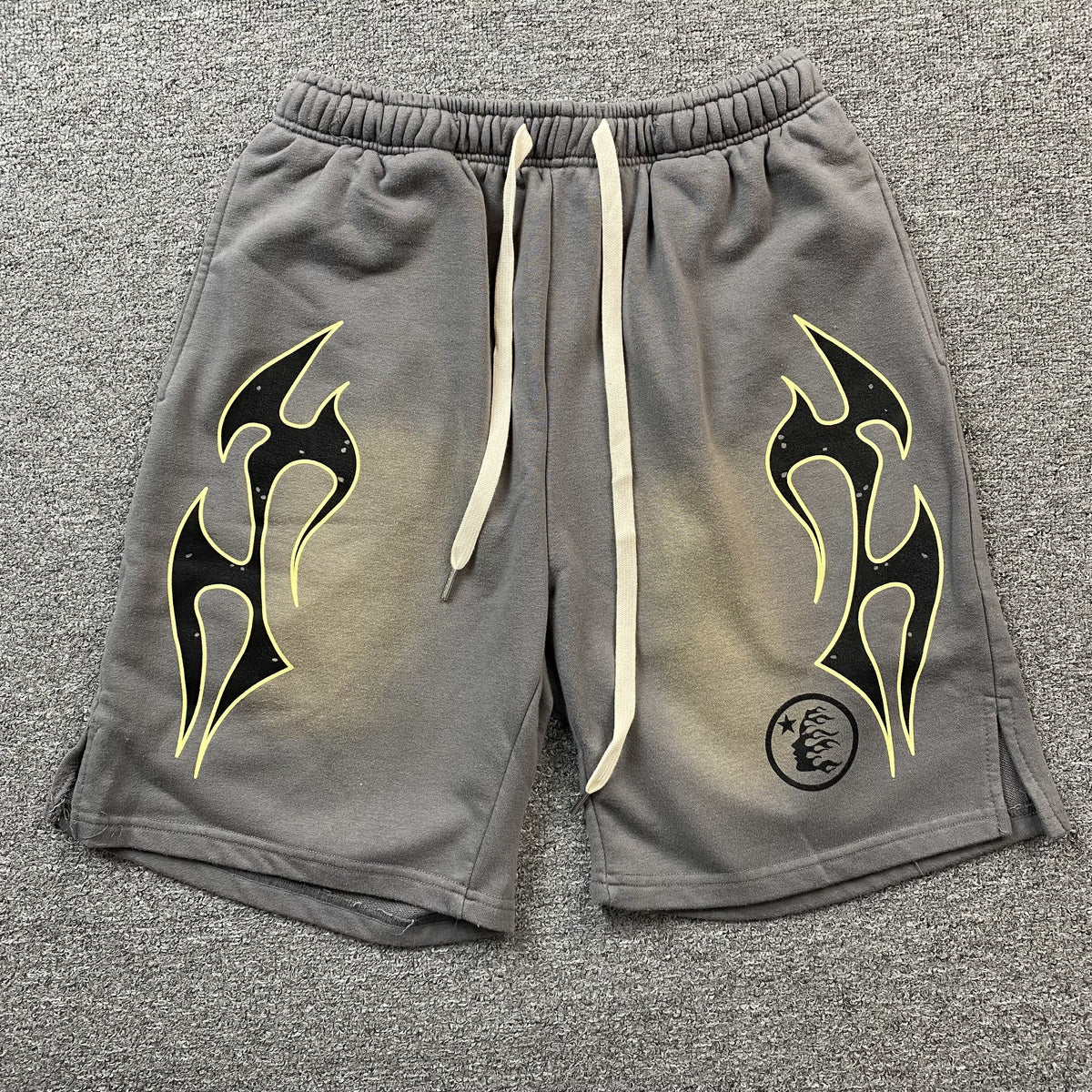 Hellstar Flame Shorts Grey