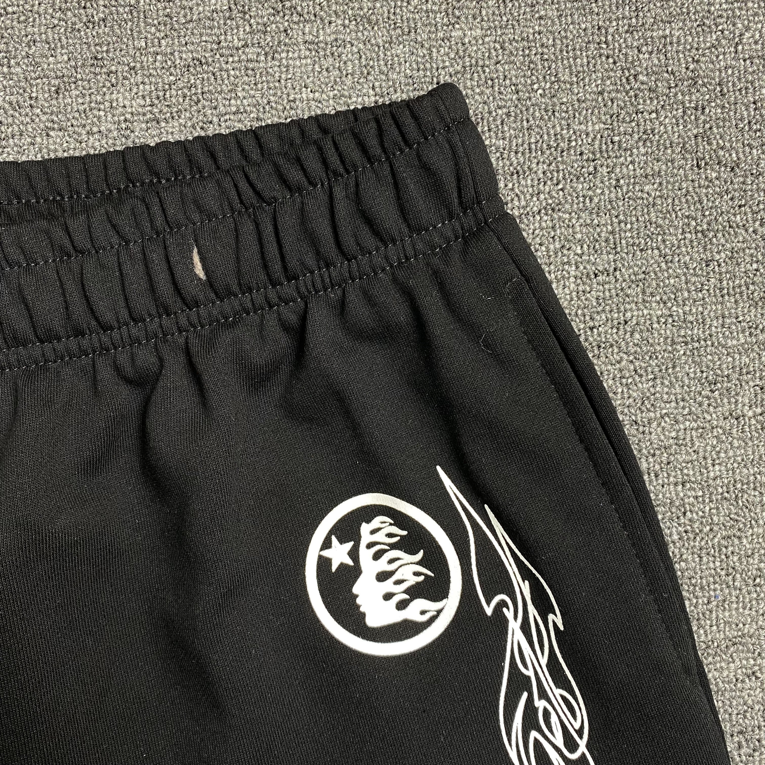 Hellstar Shorts Black