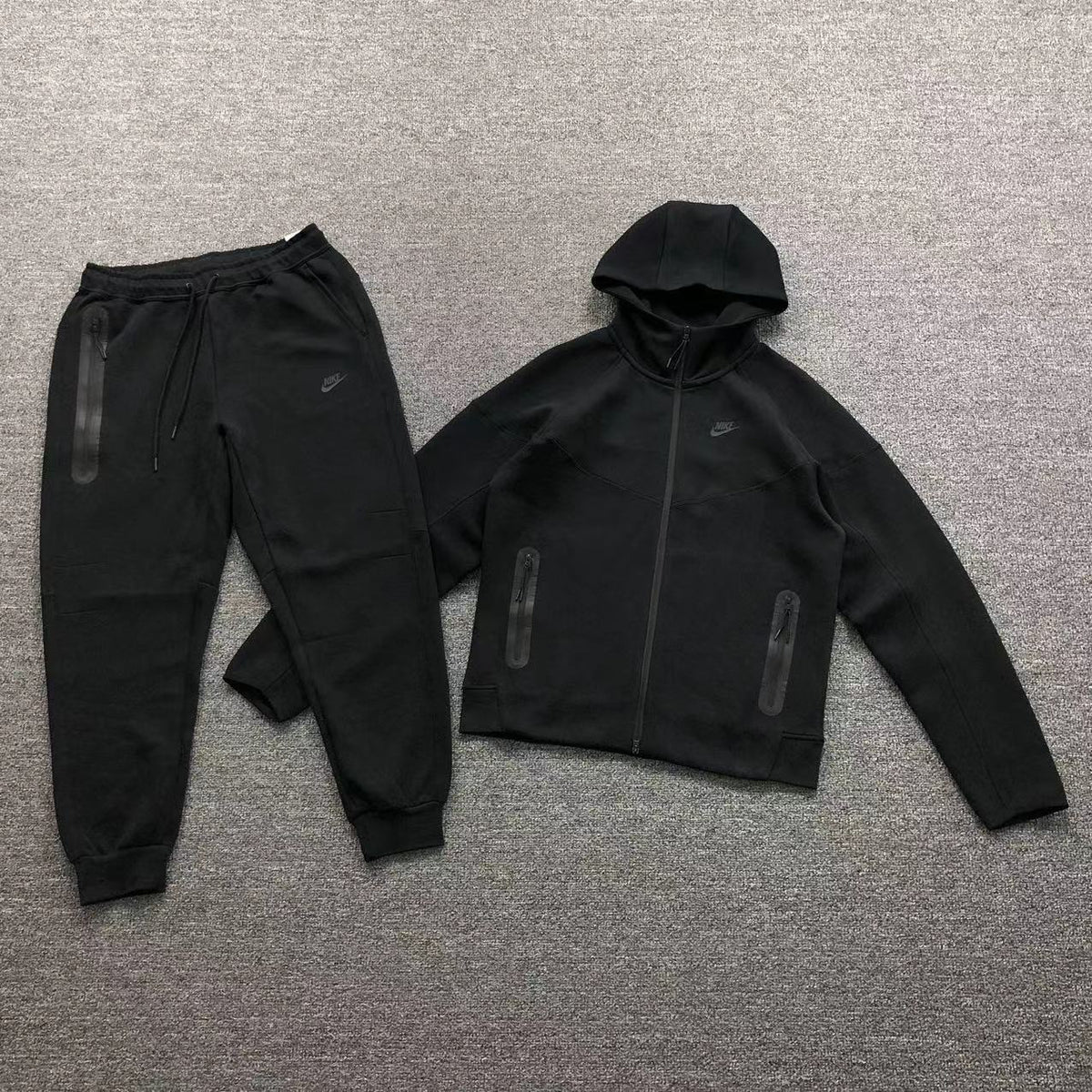 Nike Tech Fleece Tracksuit Black