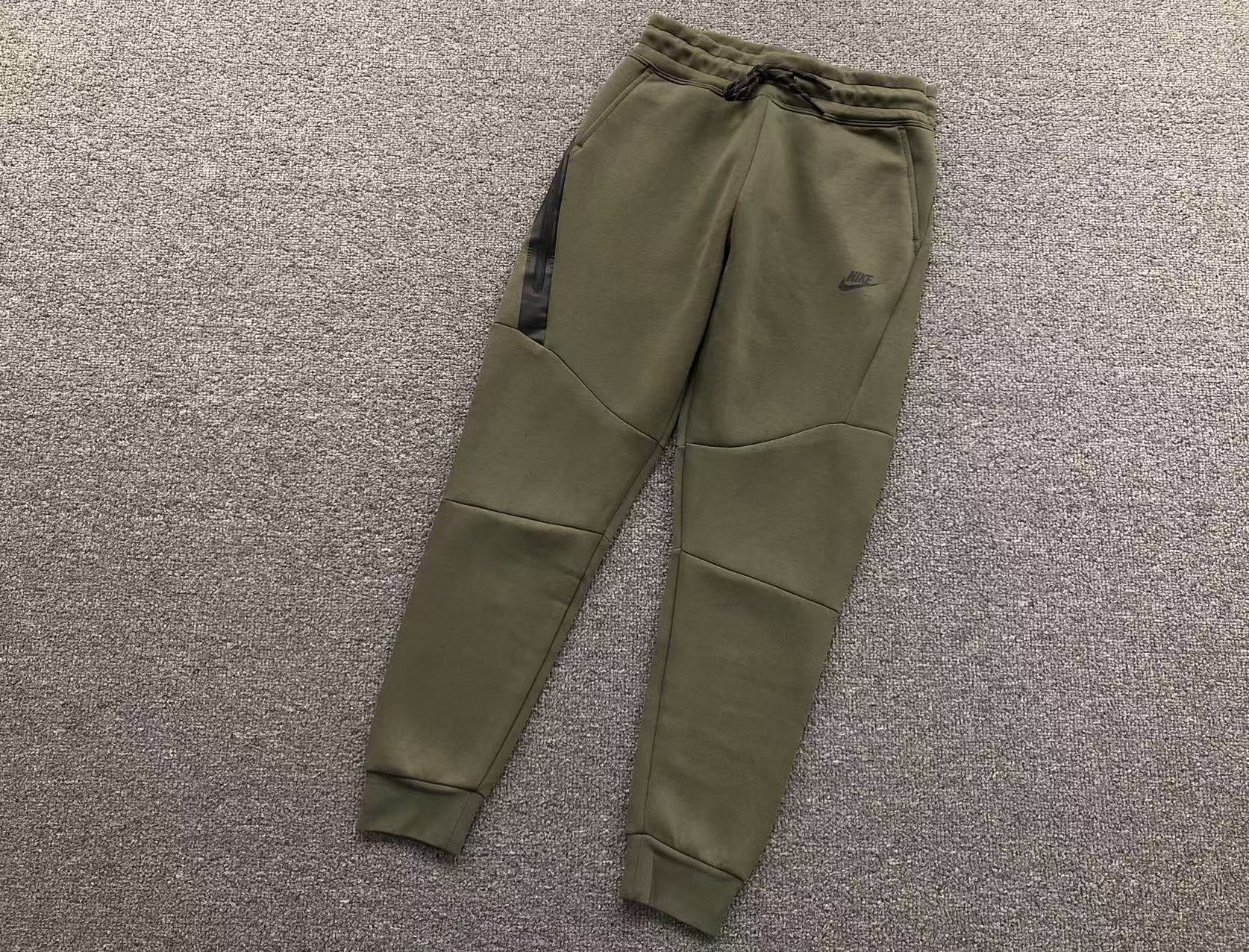 Nike Tech Fleece Tracksuit Green
