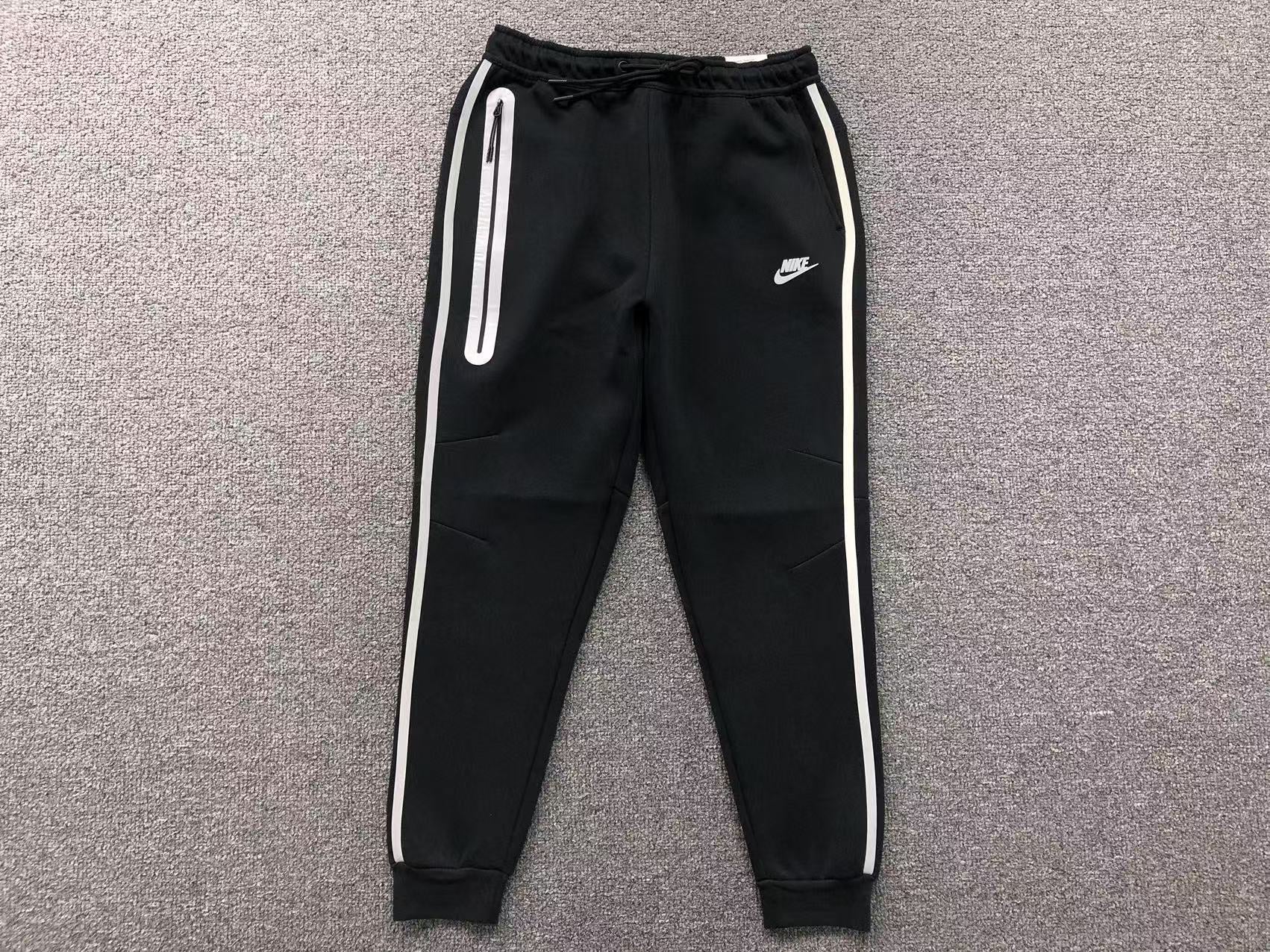 Nike Tech Fleece Tracksuit Reflective Black