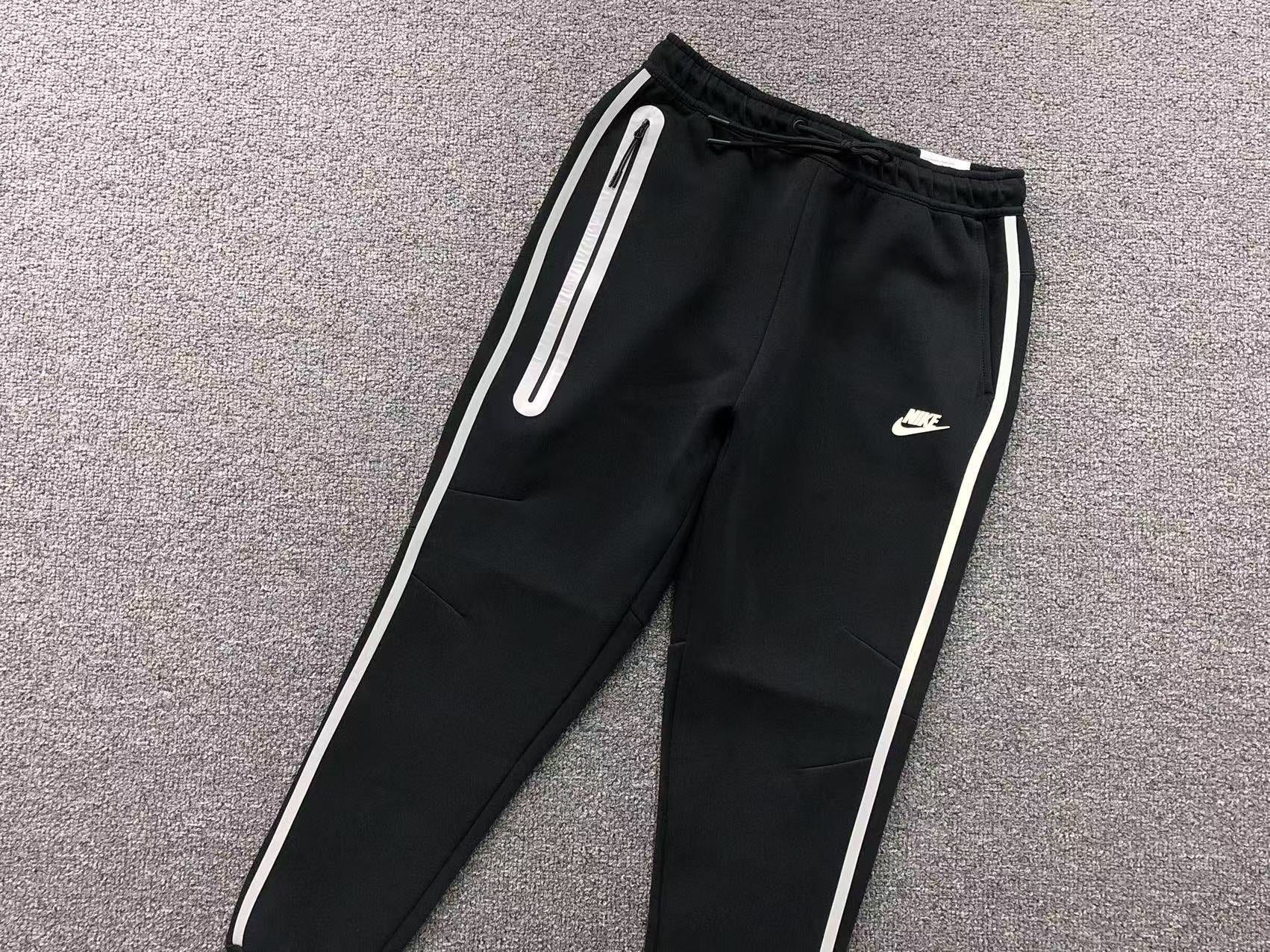 Nike Tech Fleece Tracksuit Reflective Black