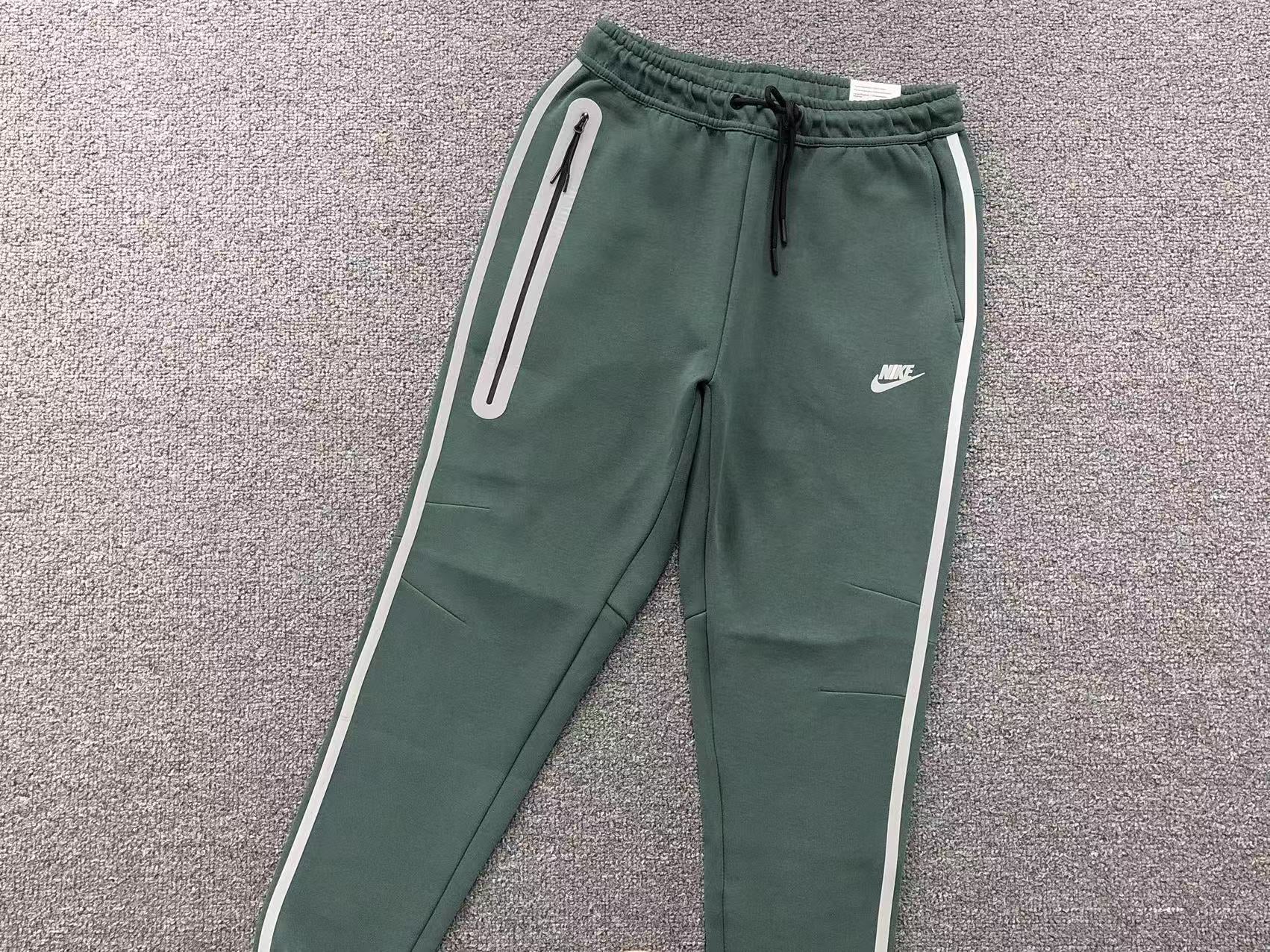 Nike Tech Fleece Tracksuit Reflective Green