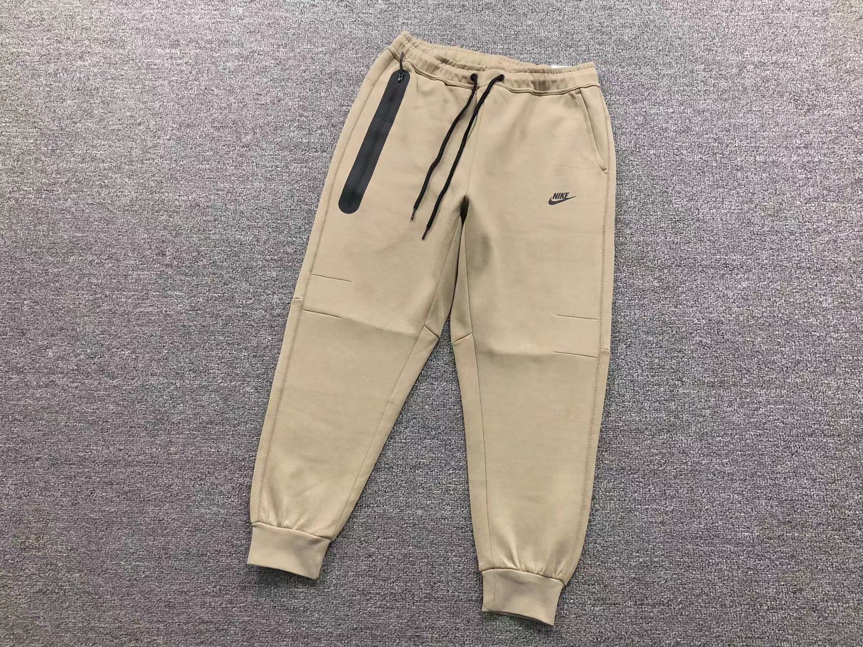 Nike Tech Fleece Tracksuit Tan