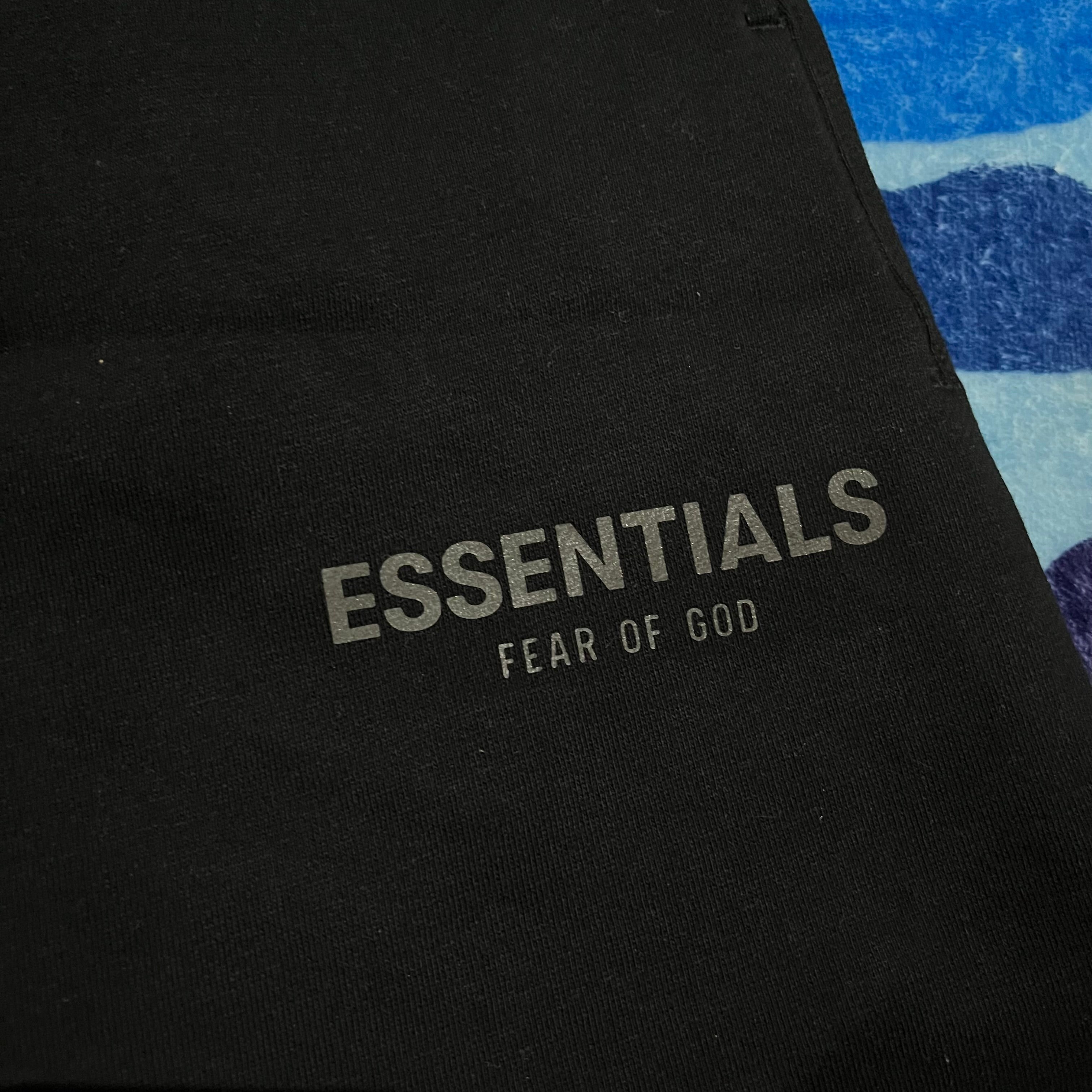 Short Essentials Negro M