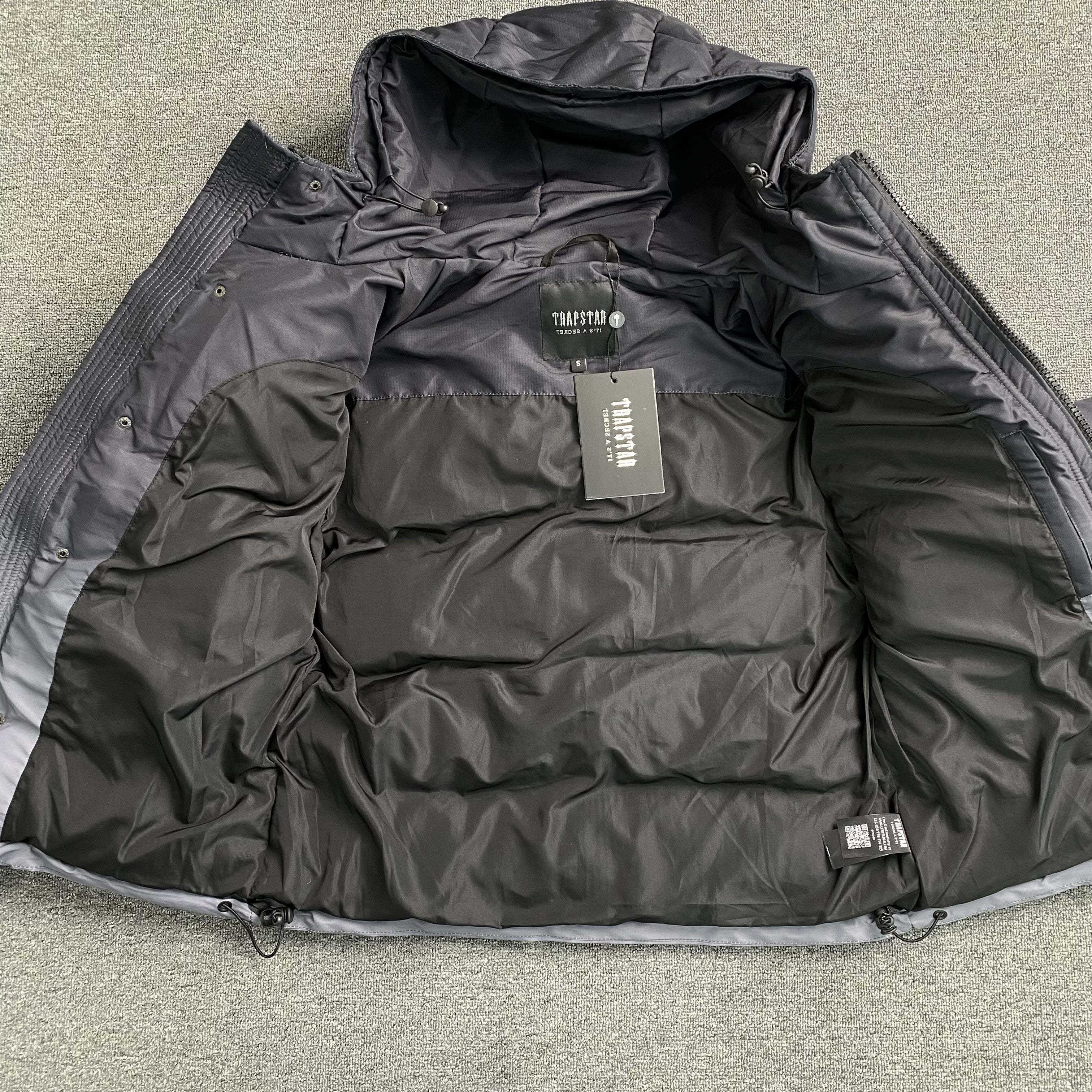 Trapstar Decoded Hooded 2.0 Puffer Jacket Black Gradient