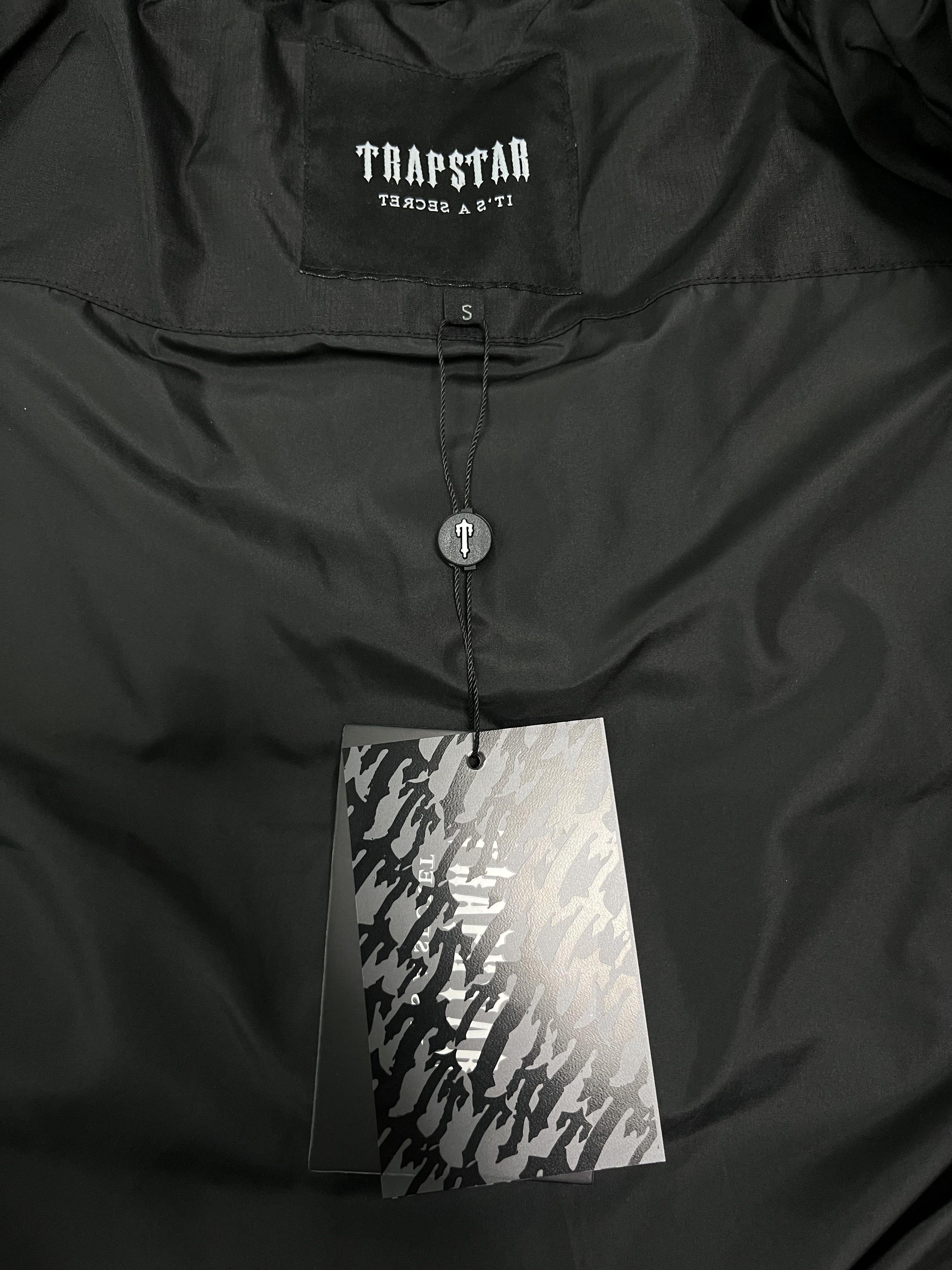 Trapstar Decoded Hooded 2.0 Puffer Jacket Black Red