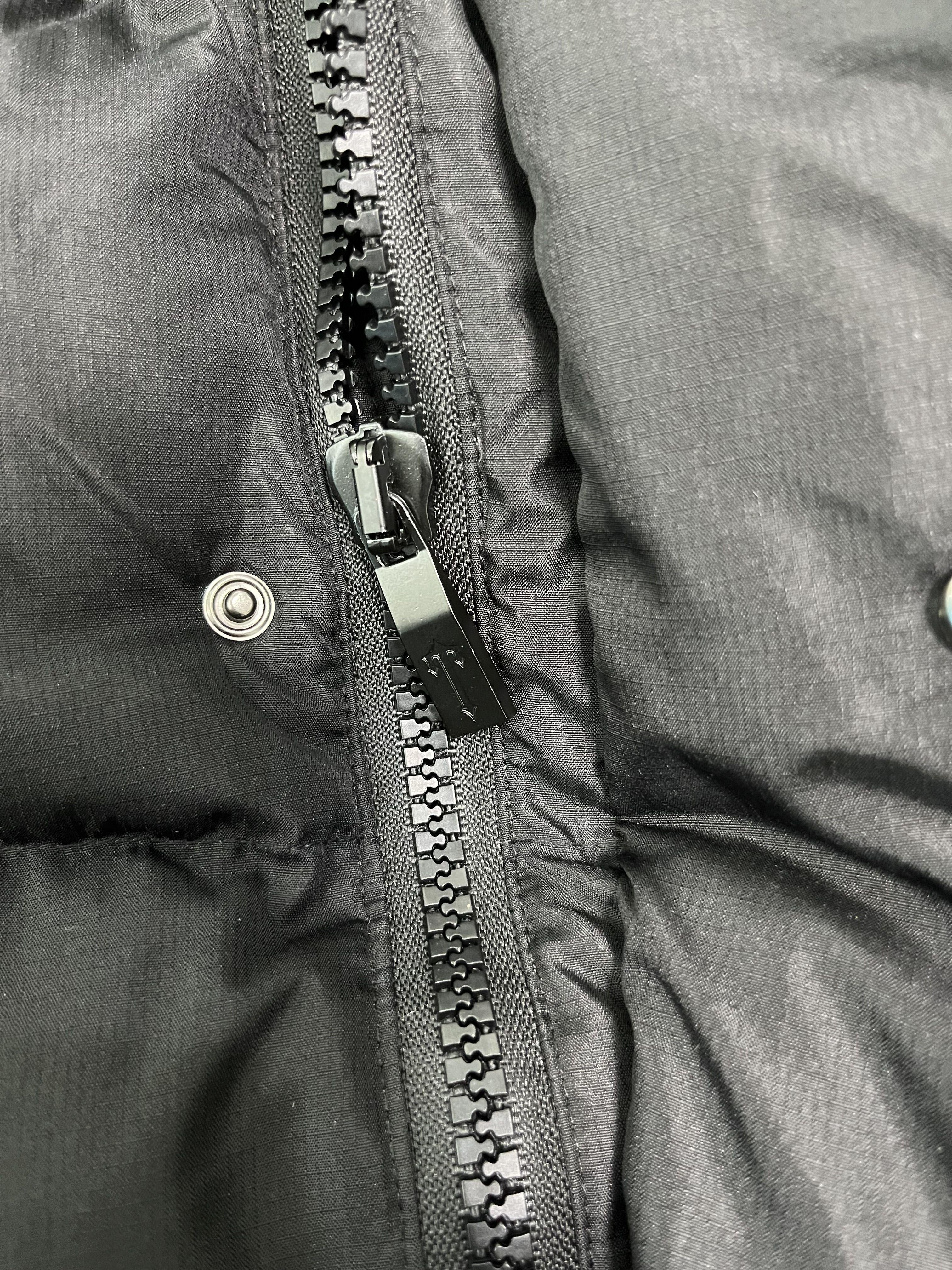 Trapstar Decoded Hooded 2.0 Puffer Jacket Black Red