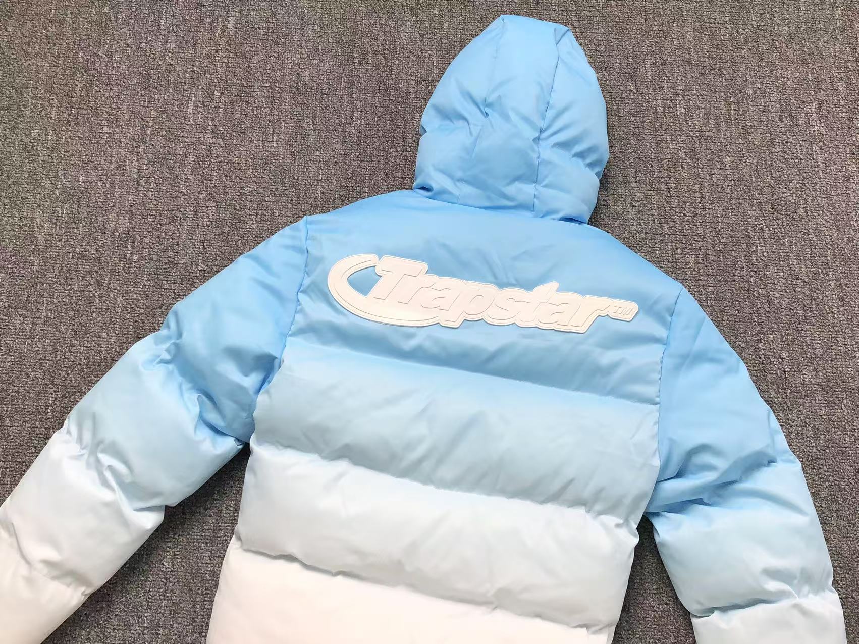 Trapstar Hyperdrive Technical Puffer Jacket Gradient Blue