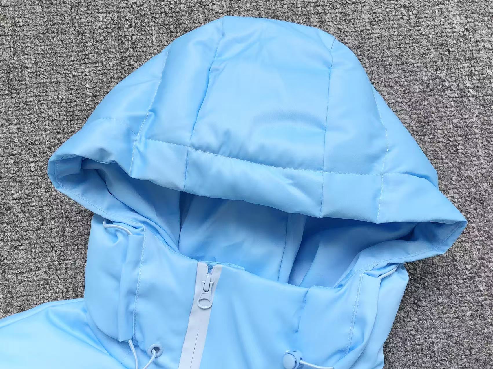 Trapstar Hyperdrive Technical Puffer Jacket Gradient Blue