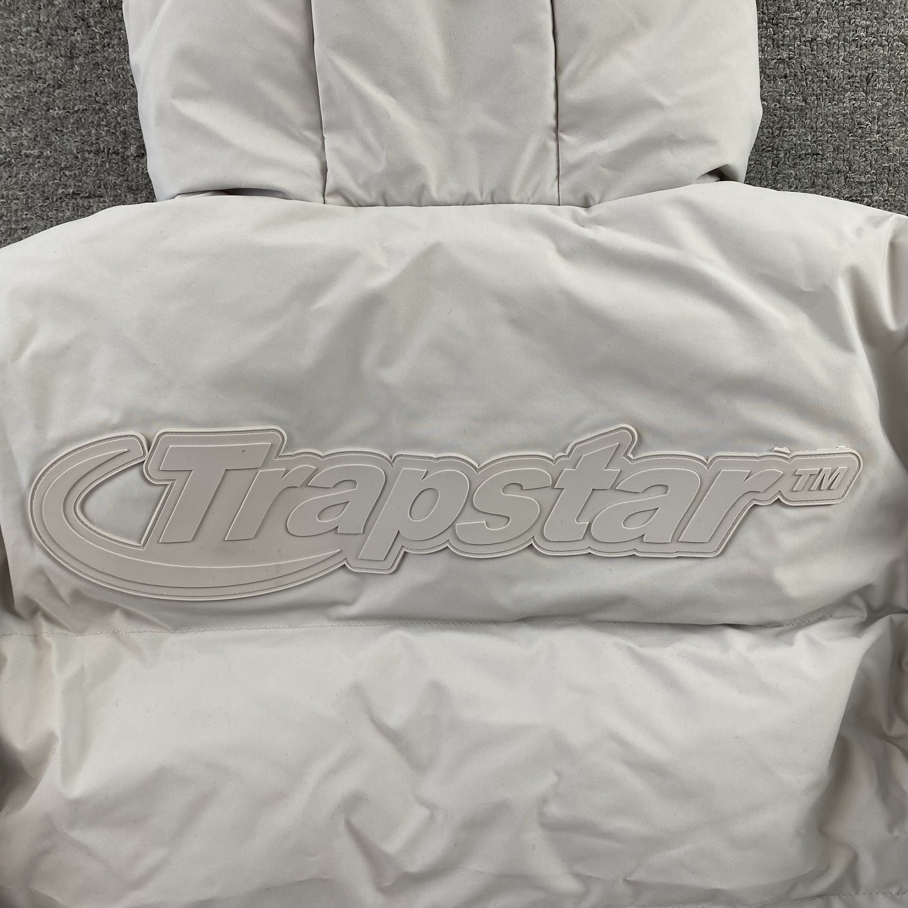Trapstar Hyperdrive Technical Puffer Jacket Light Grey