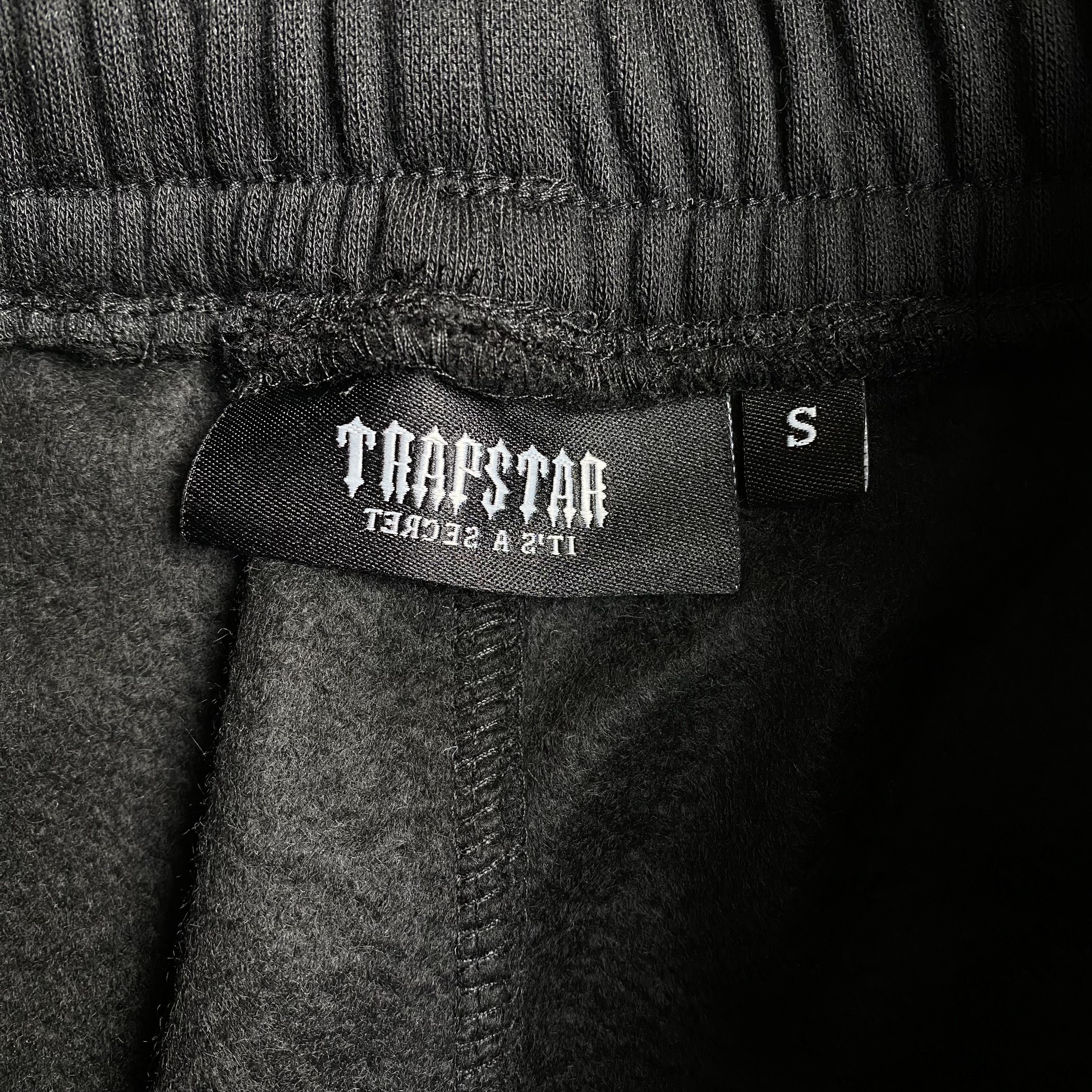 Trapstar Irongate Arch Chenille 2.0 Tracksuit Black