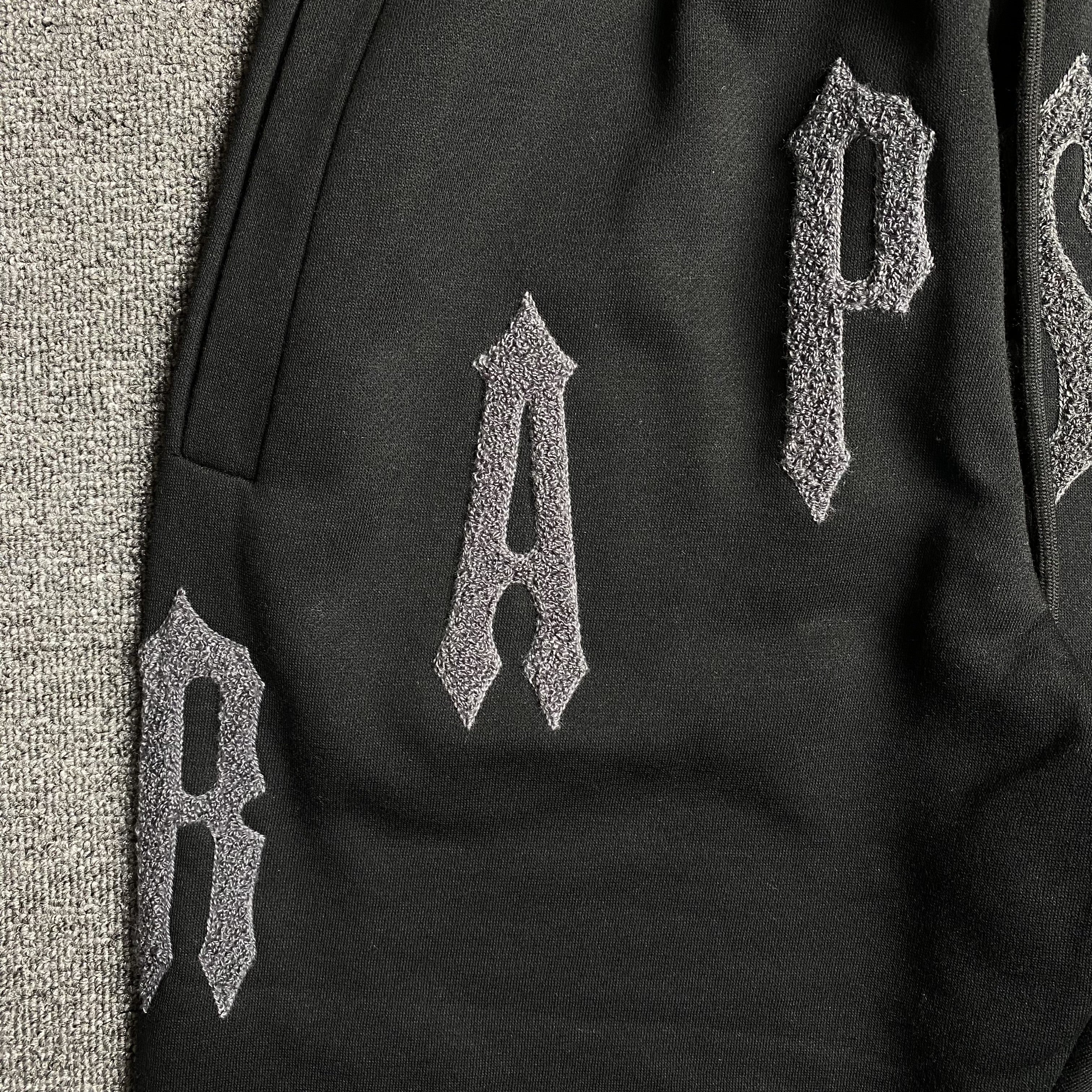 Trapstar Irongate Arch Chenille 2.0 Tracksuit Black