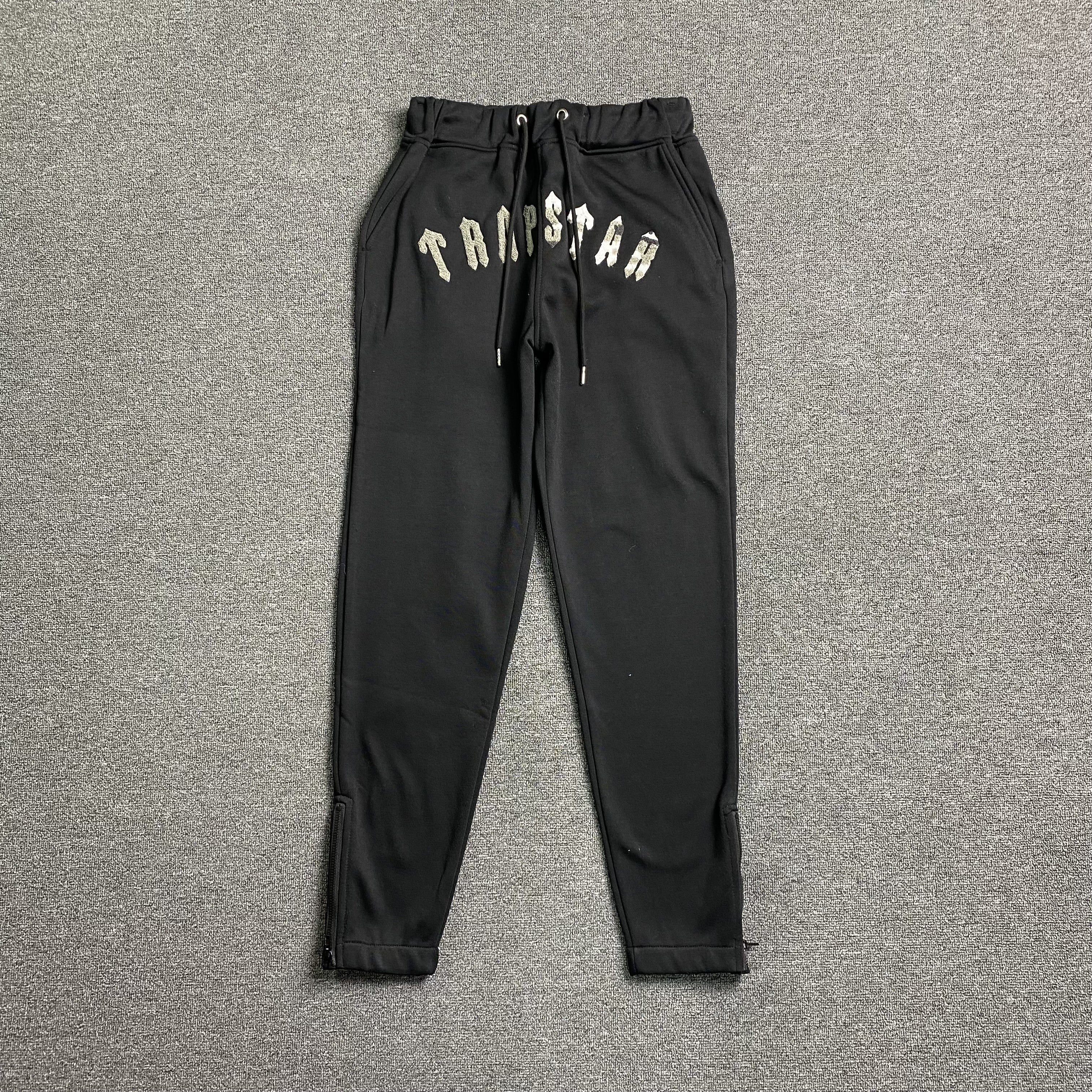 Trapstar Irongate Arch Chenille Tracksuit Black