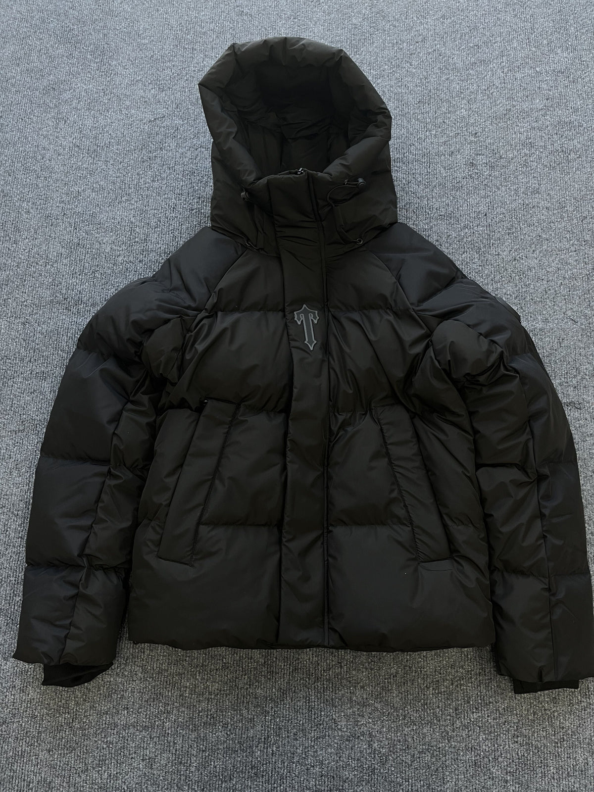Trapstar Irongate Arch Puffer Jacket Black